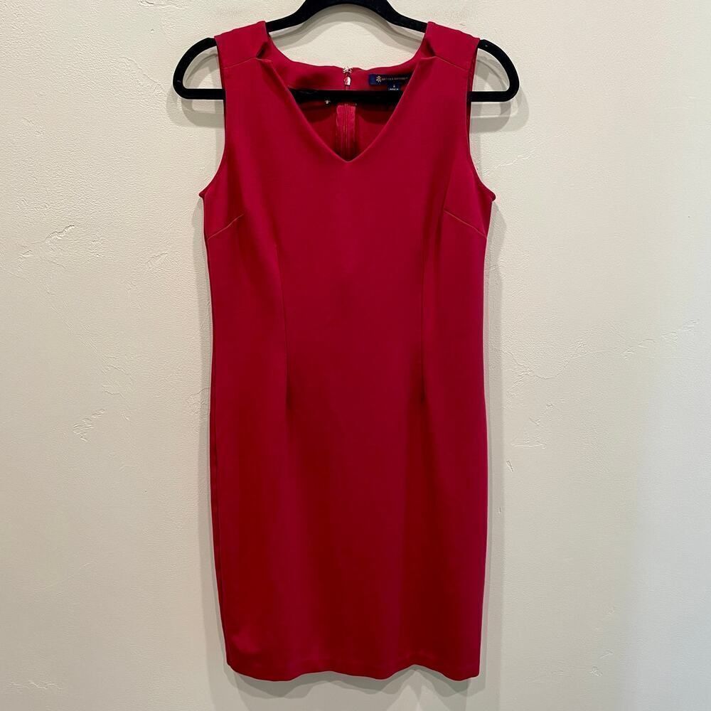 Brooks Brothers Women's Red V-Neck Sleeveless Dress - Size 4